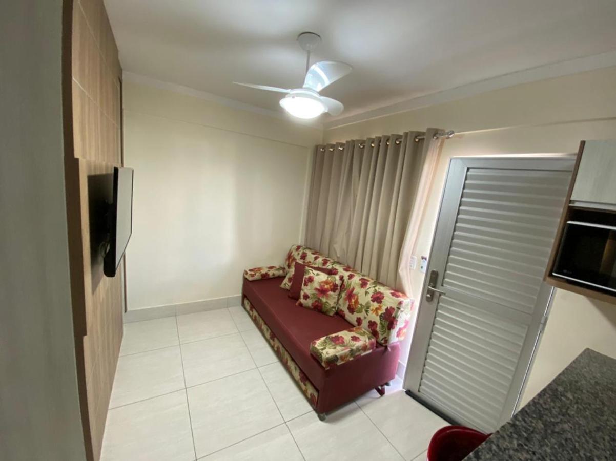Lacqua Diroma V Apt Localizado Proximo A Portariaparque Aquatico Completo Nao Dispomos De Roupa De Cama E Banho Caldas Novas Ngoại thất bức ảnh